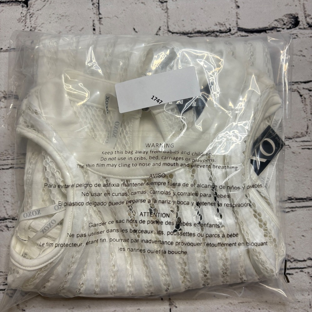 NWT XOXO‎ White Sleeveless Top - Sheer Lace Overlay - Contemporary Style - S - Picture 10 of 10